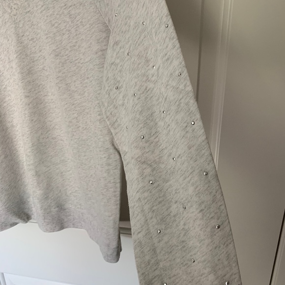 EUC Victoria's Secret MEDIUM French Terry Pullover - Picture 3 of 4